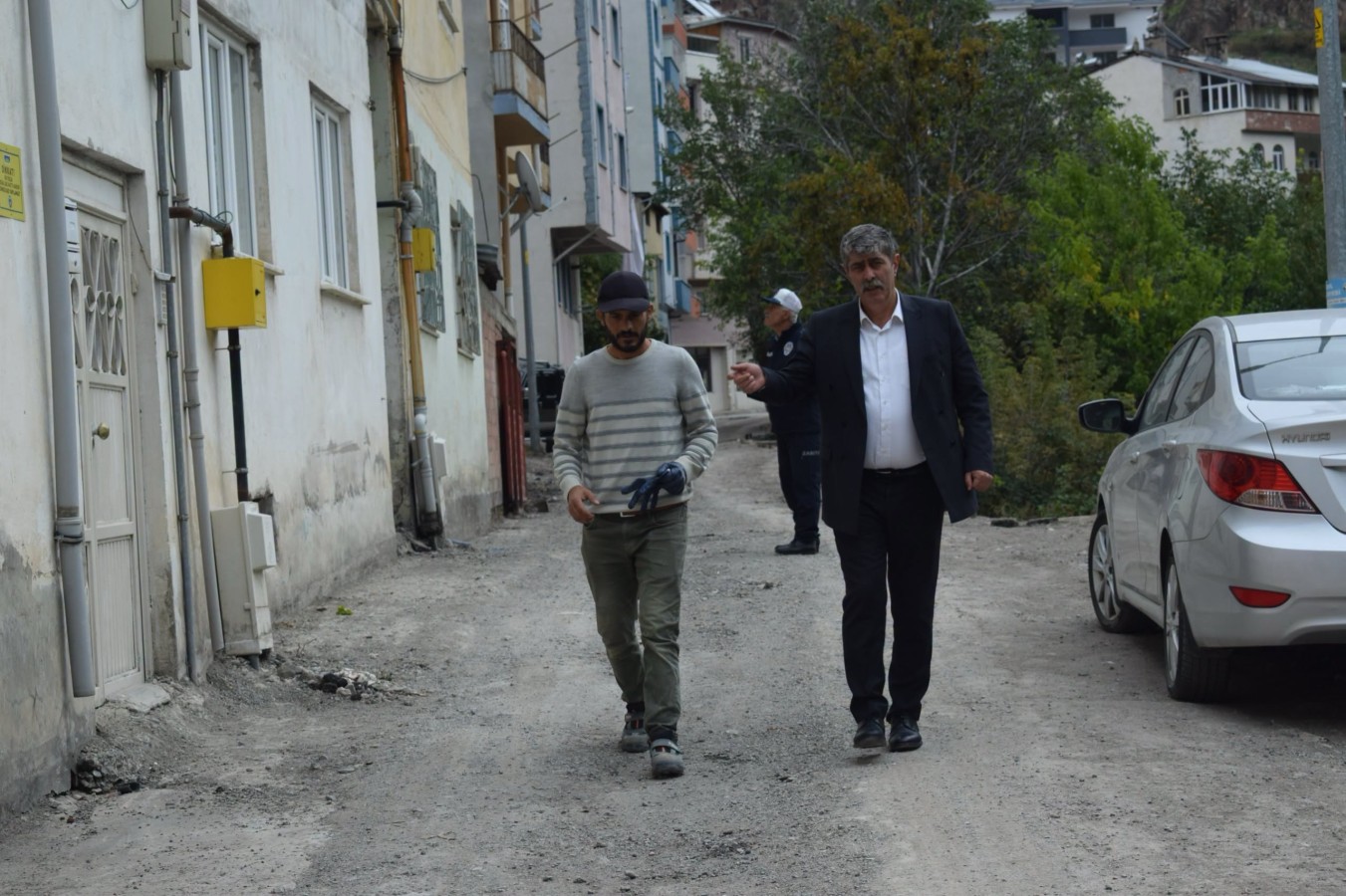 Kaledibi Mahallesi'nde Üst Yapı Çalışmalarımız Sürüyor