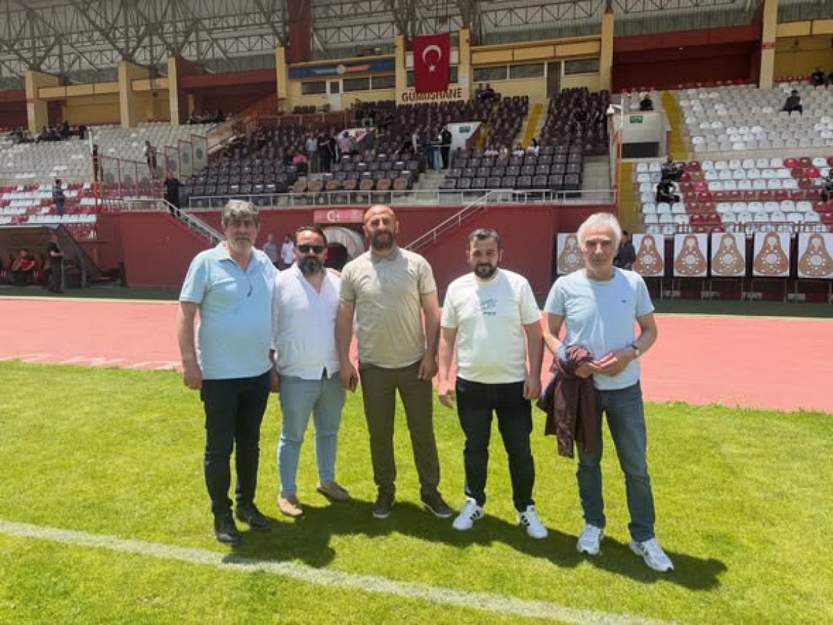 Play Out karşılaşması öncesinde takımımıza başarı dileklerimizi ilettik.